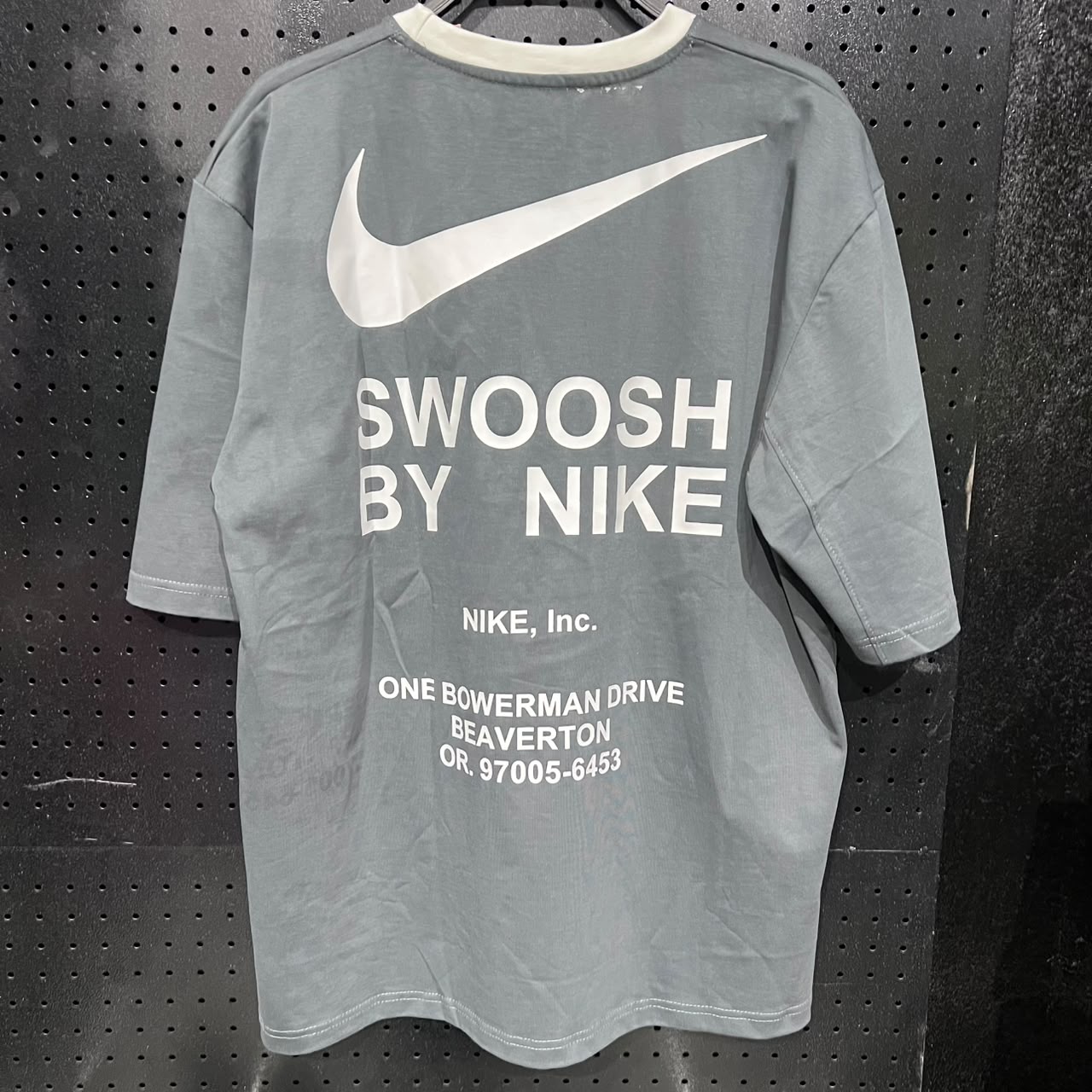 Men's Oversized Graphic T-Shirt - Grey "Swoosh By Nike